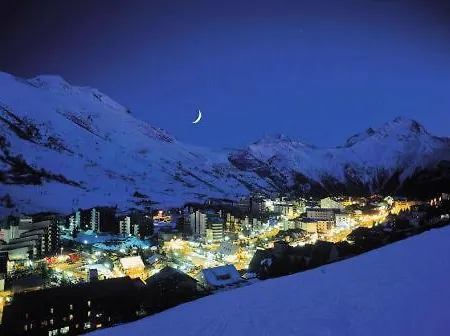 Apartment Studio 5 Pers Skis Aux Pieds 69017 *