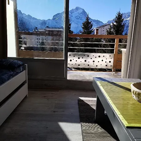 Studio 5 Pers Skis Aux Pieds 69017